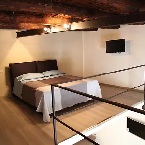 Bed & Breakfast Salvator Rosa 78, Naples